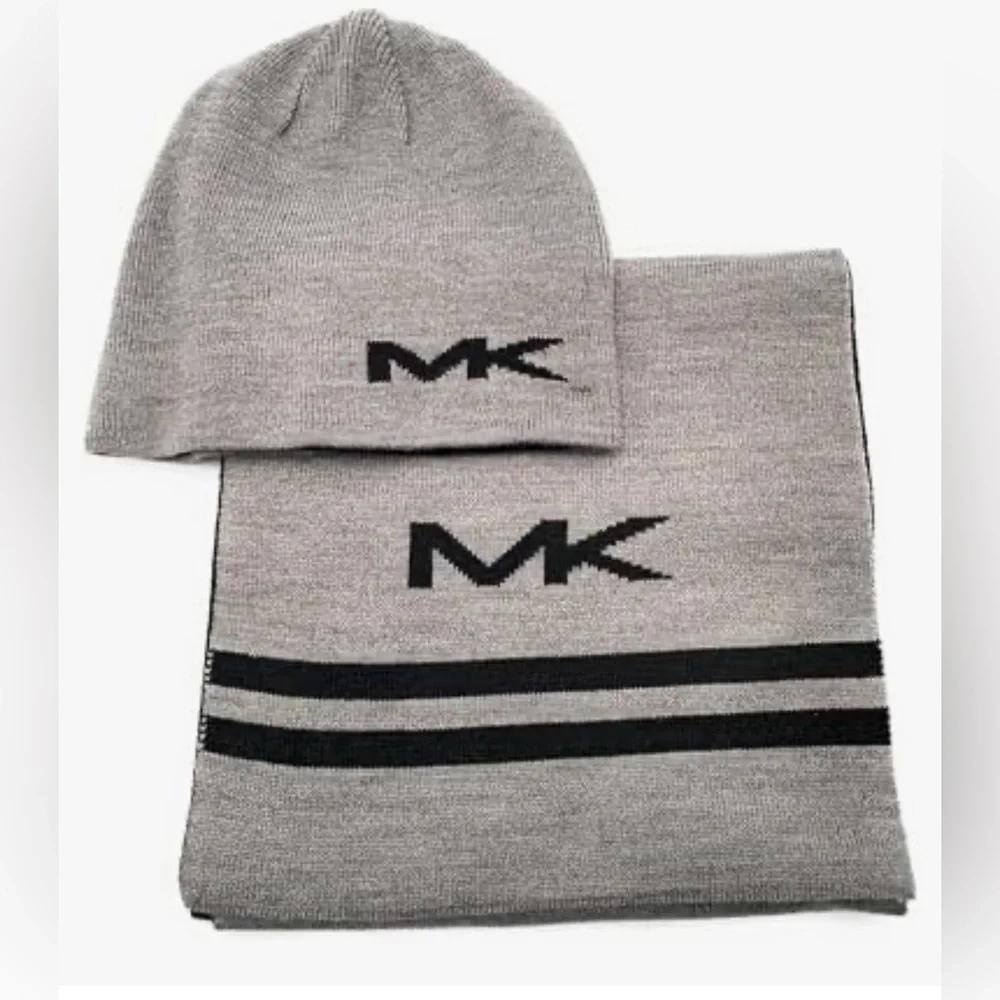 Michael Kors Grey/Black 2pc Beanie & Scarf Set - Size O/S Unisex AUTHENTIC NEW